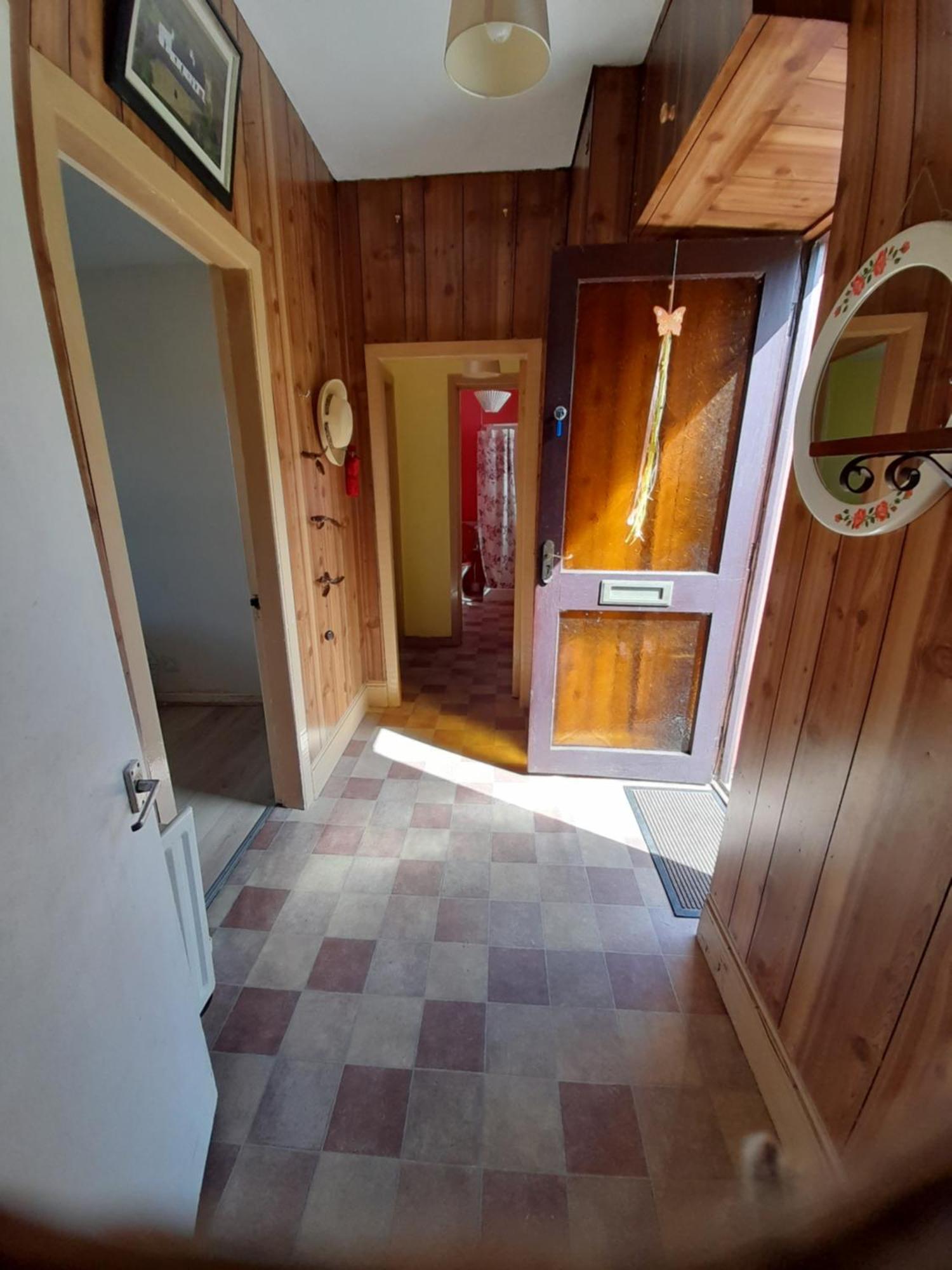 Granny'S Cottage, A Lovely Lakeside Cottage Donegal Town Extérieur photo
